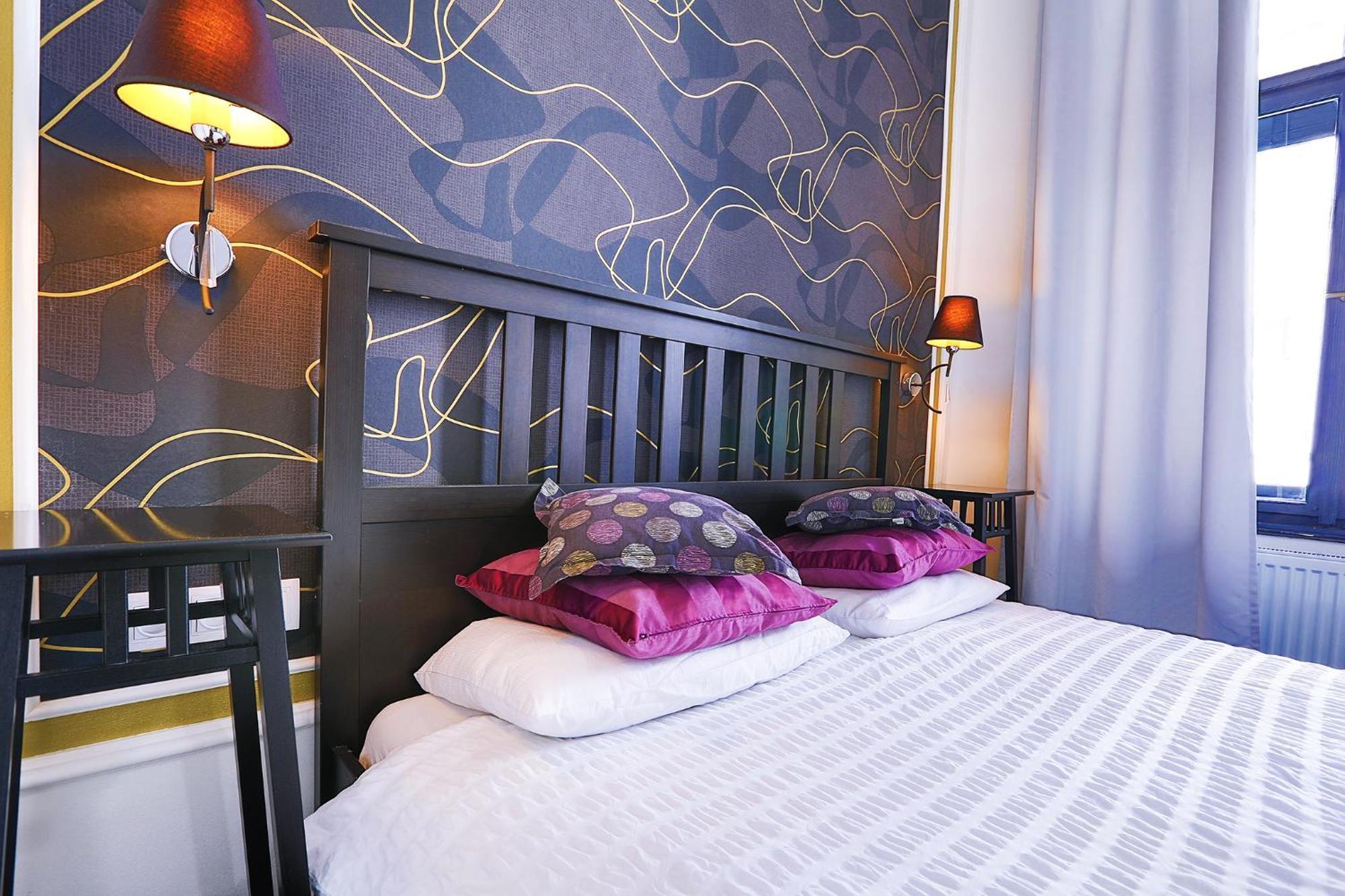 Two-Bedroom Haven In The Old Town Prag Exterior foto